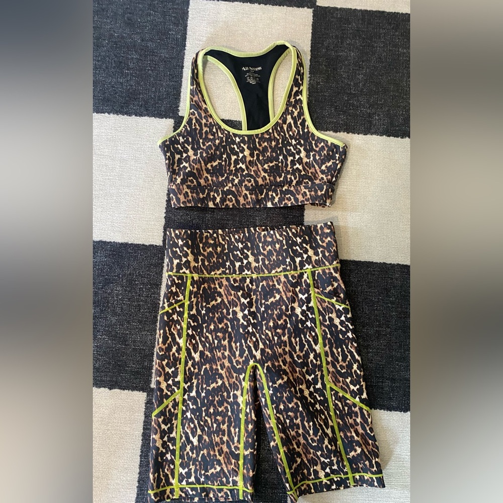 ALL ACCESS Leopard Set